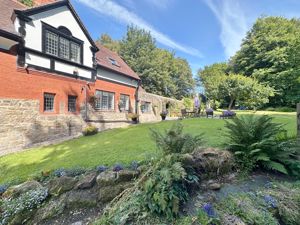 Photo 34- click for photo gallery